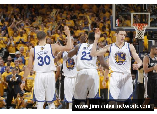 2017年NBA最强球队：勇士队的霸主之路与战术深度解析